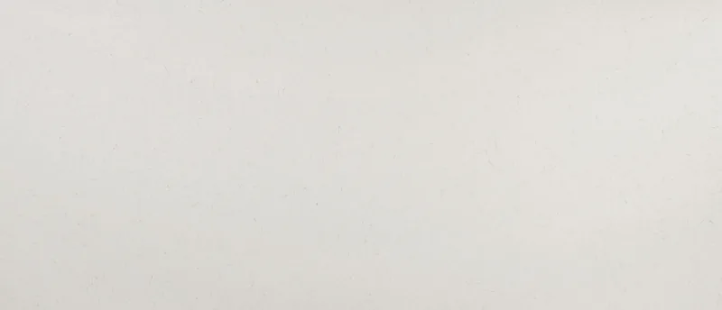 MSI Q Quartz Carrara Miksa quartz slab: crisp white background with intricate gold and gray veins